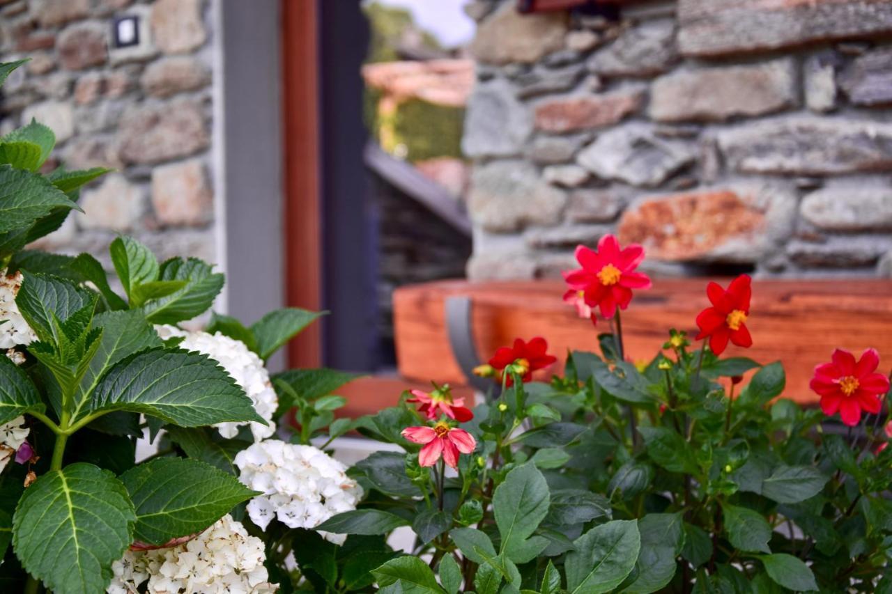 La Roggia - Lake Como Heritage Home In Molino Maufet Watermill - Patio On The Garden Colico Exterior photo